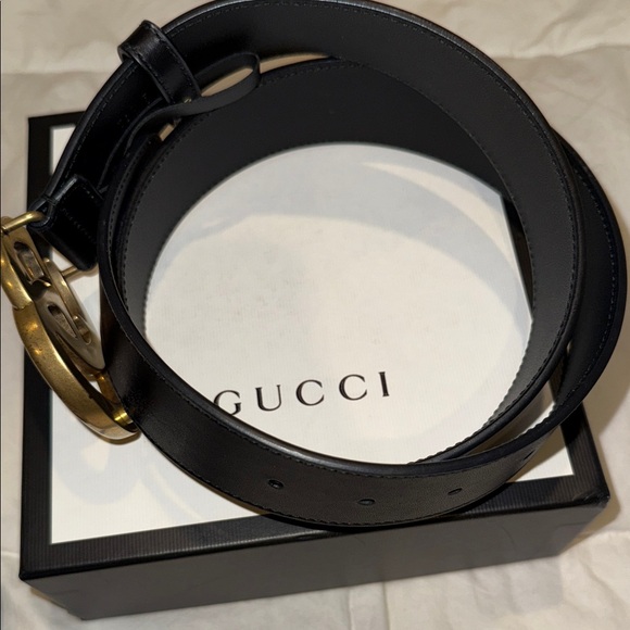 Gucci Black Belt with Gold GG Buckle main image 6